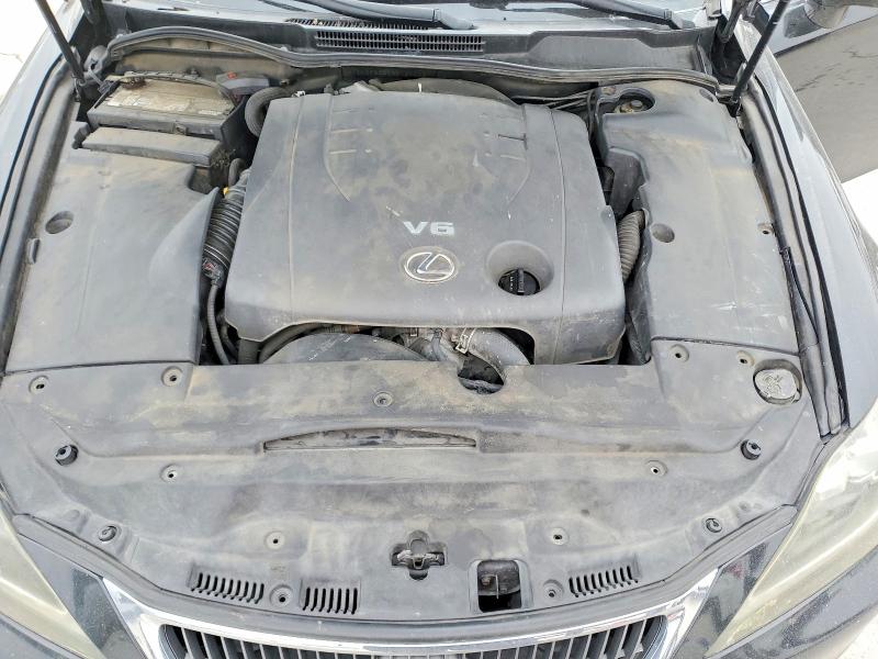 Photo 11 from auction – 2011 LEXUS IS with VIN JTHBF5C21B5155243