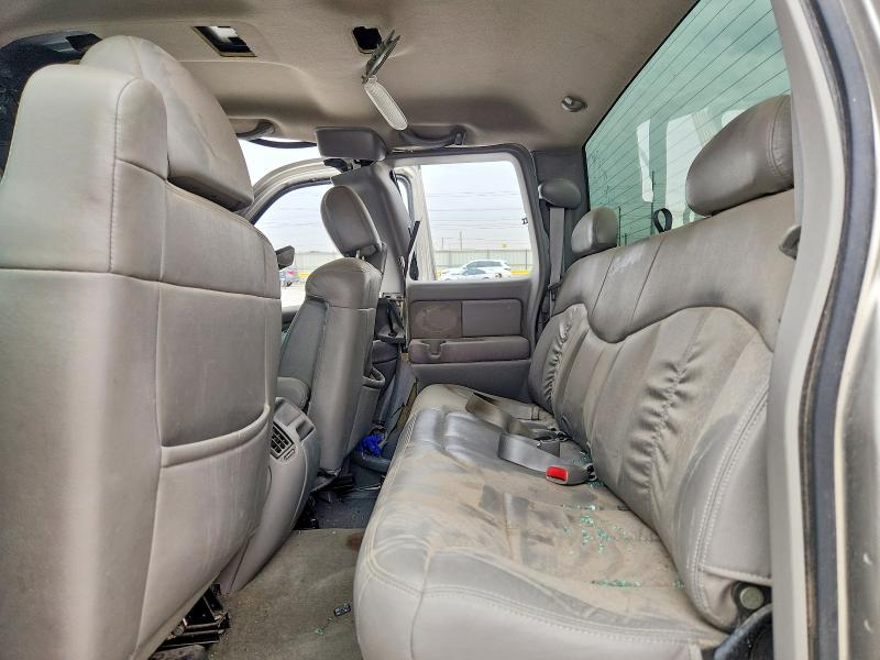 Photo 10 from auction – 2002 CHEVROLET SILVERADO with VIN 2GCEC19T721133863