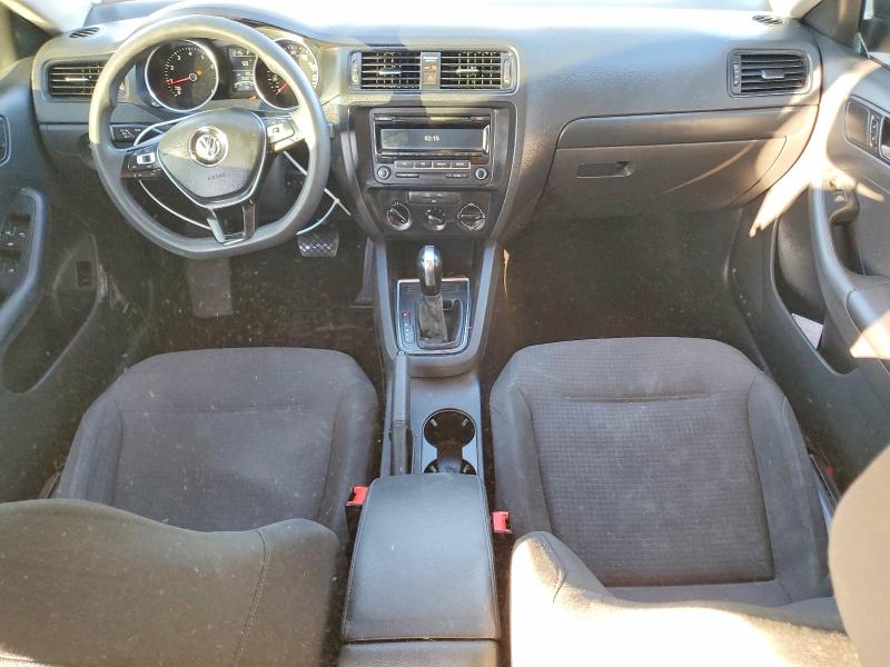 Photo 8 from auction – 2015 VOLKSWAGEN JETTA with VIN 3VW2K7AJ5FM237458