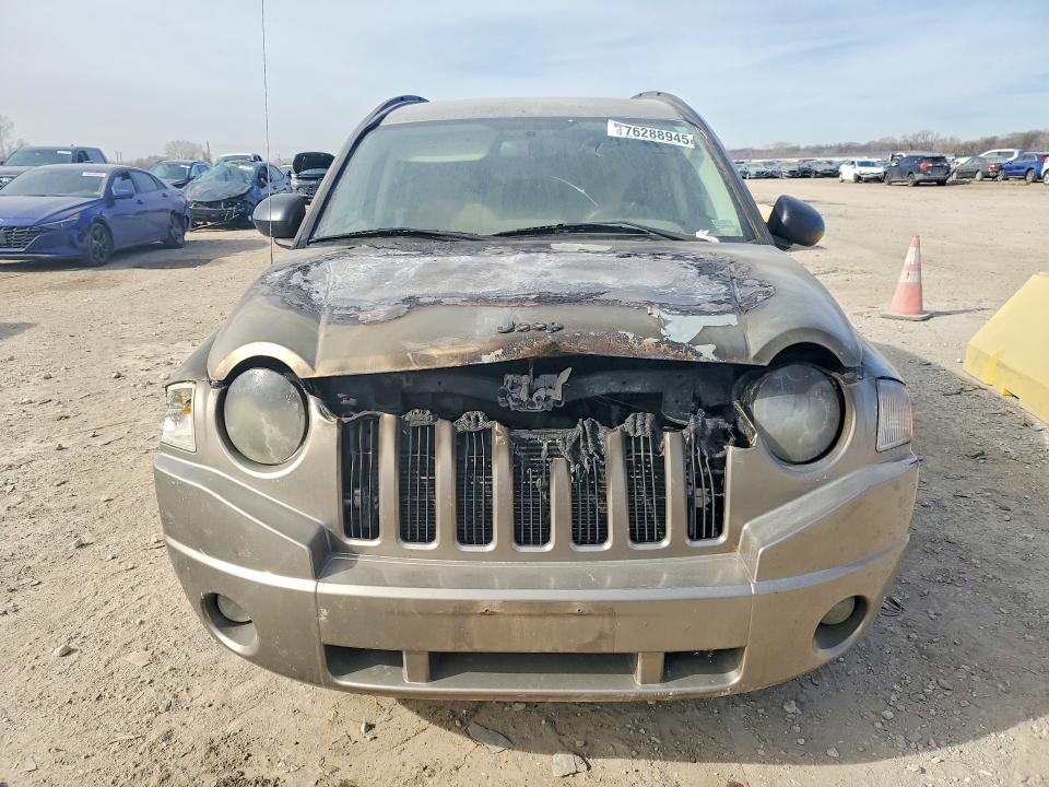 Photo 5 from auction – 2007 JEEP COMPASS with VIN 1J8FF47W47D140834