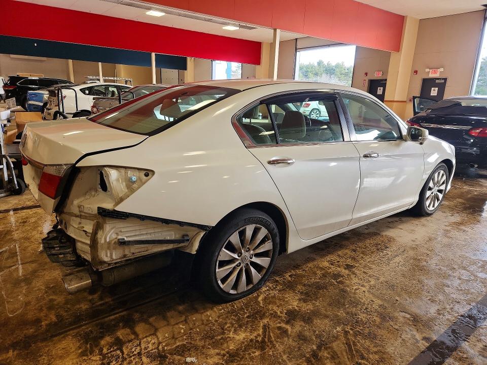 Photo 3 from auction – 2015 HONDA ACCORD EX with VIN 1HGCR2F71FA082943
