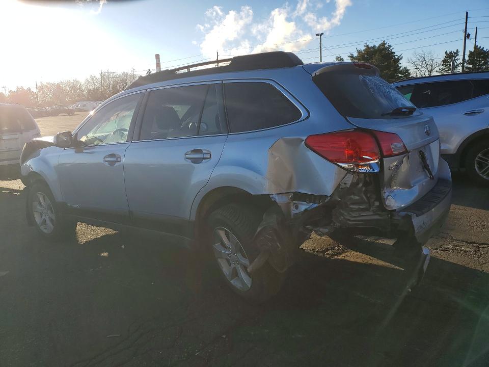 Photo 2 from auction – 2013 SUBARU OUTBACK with VIN 4S4BRCCC1D3232919