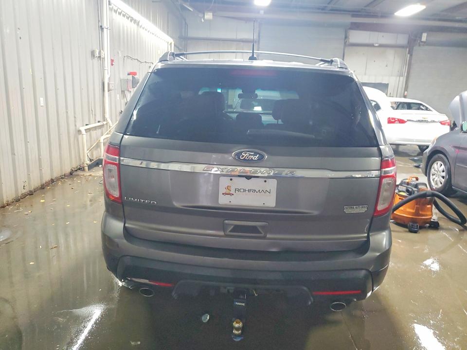 Photo 6 from auction – 2011 FORD EXPLORER with VIN 1FMHK7F8XBGA51398