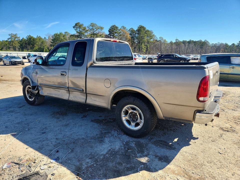 Photo 2 from auction – 2001 FORD F150 with VIN 1FTRX17L31NA55233