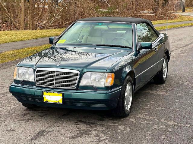 Photo 2 from auction – 1995 MERCEDES-BENZ E 320 with VIN WDBEA66E0SC275621