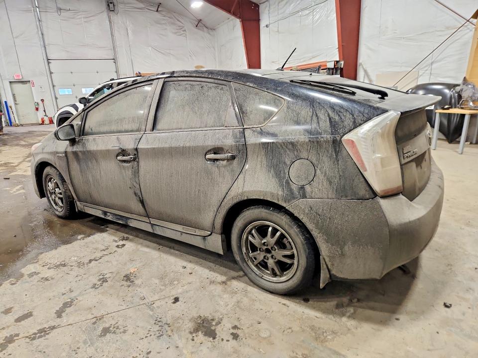 Photo 2 from auction – 2011 TOYOTA PRIUS with VIN JTDKN3DU8B5319886