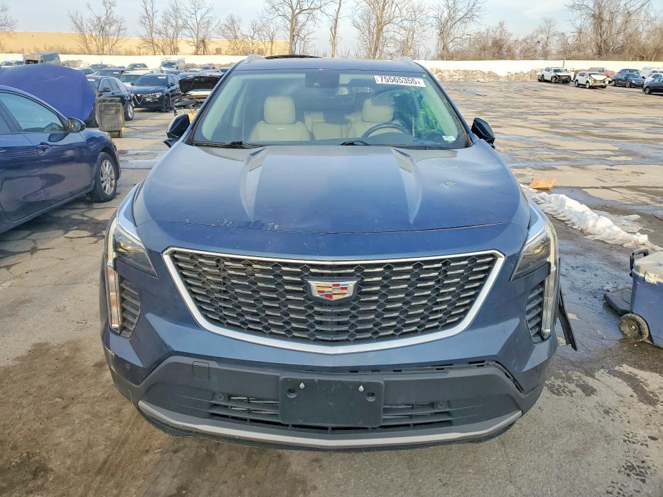 Photo 5 from auction – 2020 CADILLAC XT4 with VIN 1GYFZDR4XLF118176