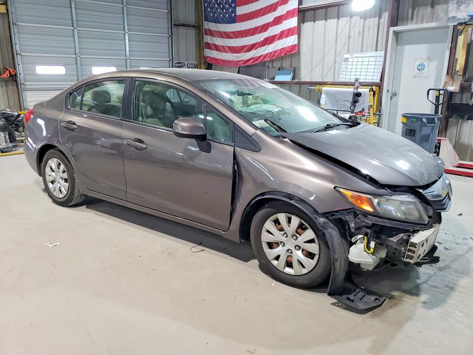 Photo 4 from auction – 2012 HONDA CIVIC with VIN 19XFB2F53CE070638