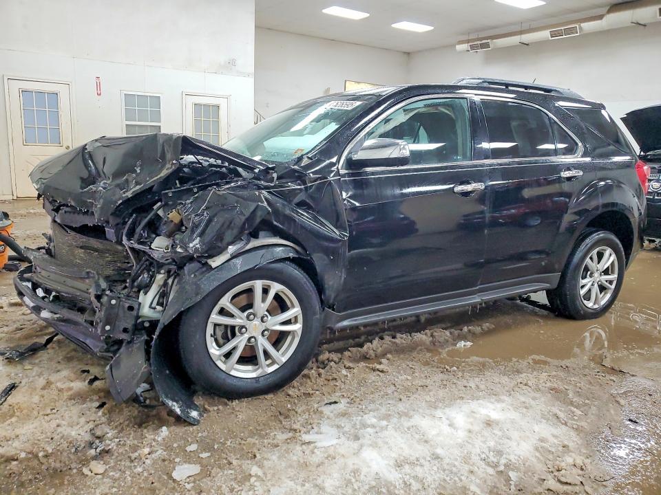 CHEVROLET EQUINOX 2017 with VIN 2GNALCEK3H6256943 - Photo from auction