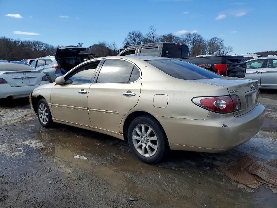 Photo 2 from auction – 2003 LEXUS ES with VIN JTHBF30G830097053