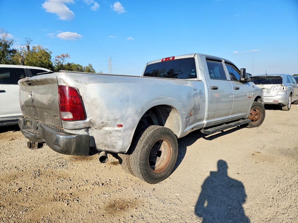 Photo 3 from auction – 2014 RAM 3500 with VIN 3C63RPGL3EG293947