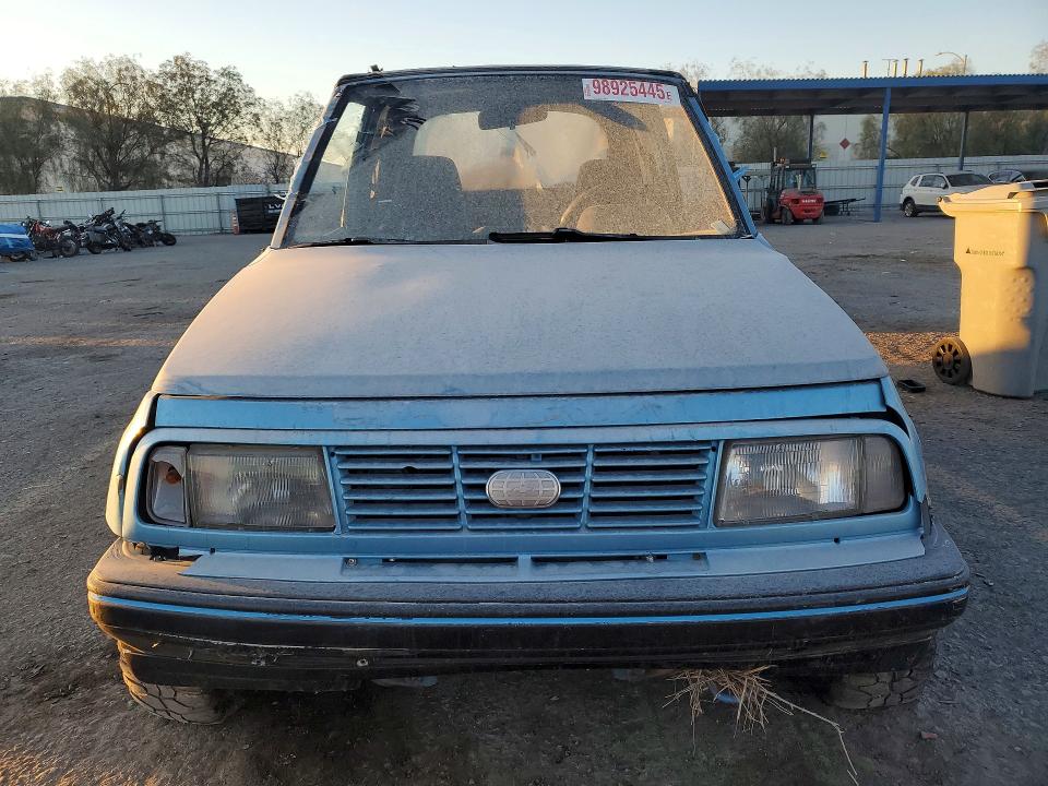 Photo 5 from auction – 1995 GEO TRACKER with VIN 2CNBE18U6S6926951