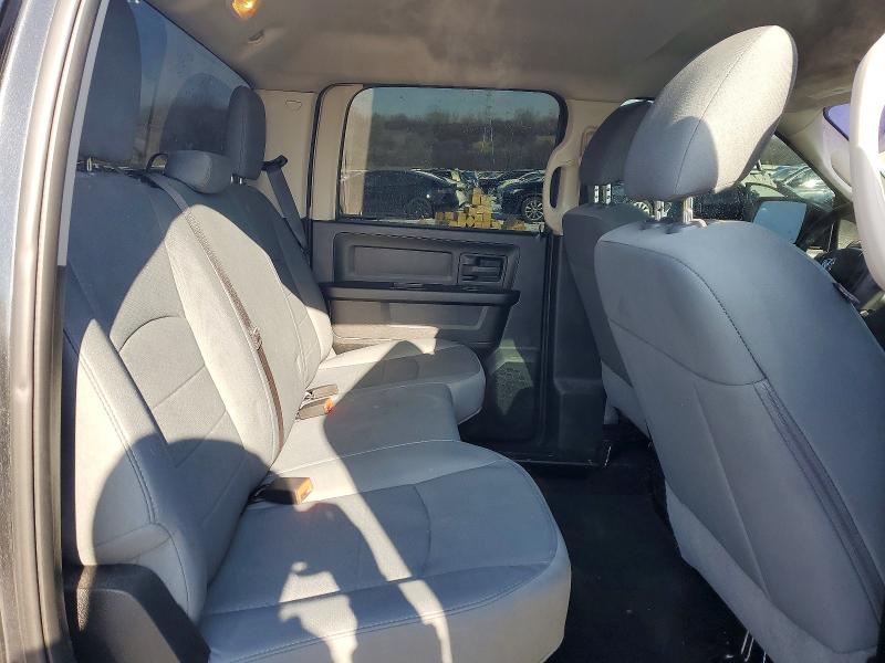 Photo 10 from auction – 2018 RAM 1500 ST with VIN 1C6RR6KTXJS219441