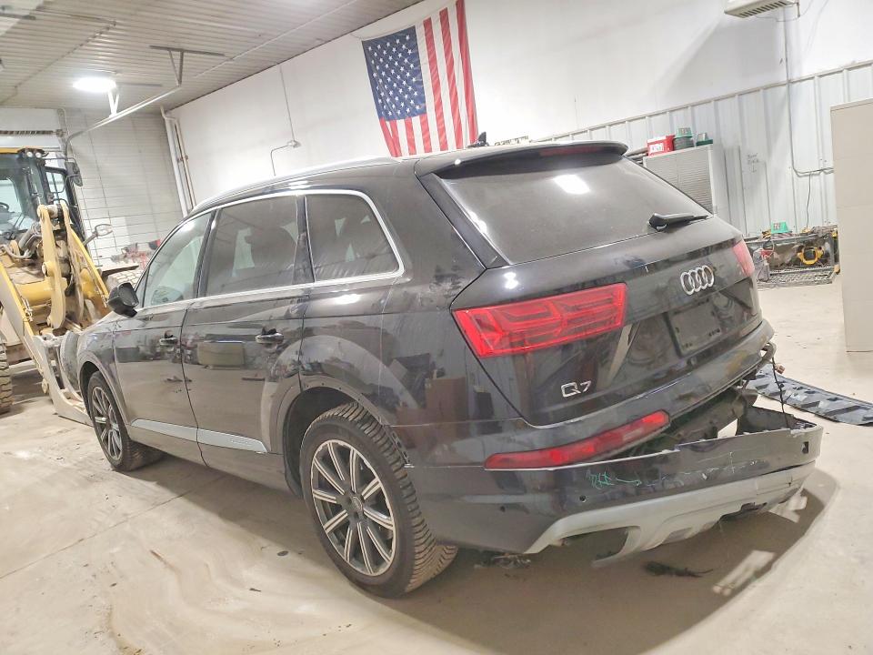 Photo 2 from auction – 2019 AUDI Q7 PRESTIG with VIN WA1VAAF75KD024913