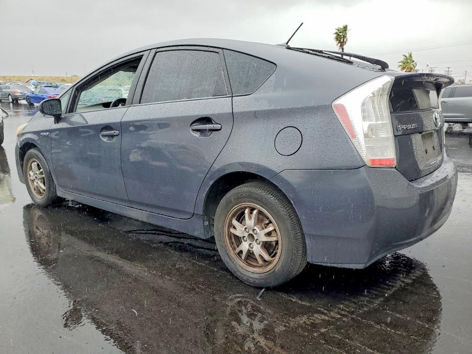 Zdjęcie 2 z aukcji – 2010 TOYOTA PRIUS z VIN JTDKN3DU6A5072267