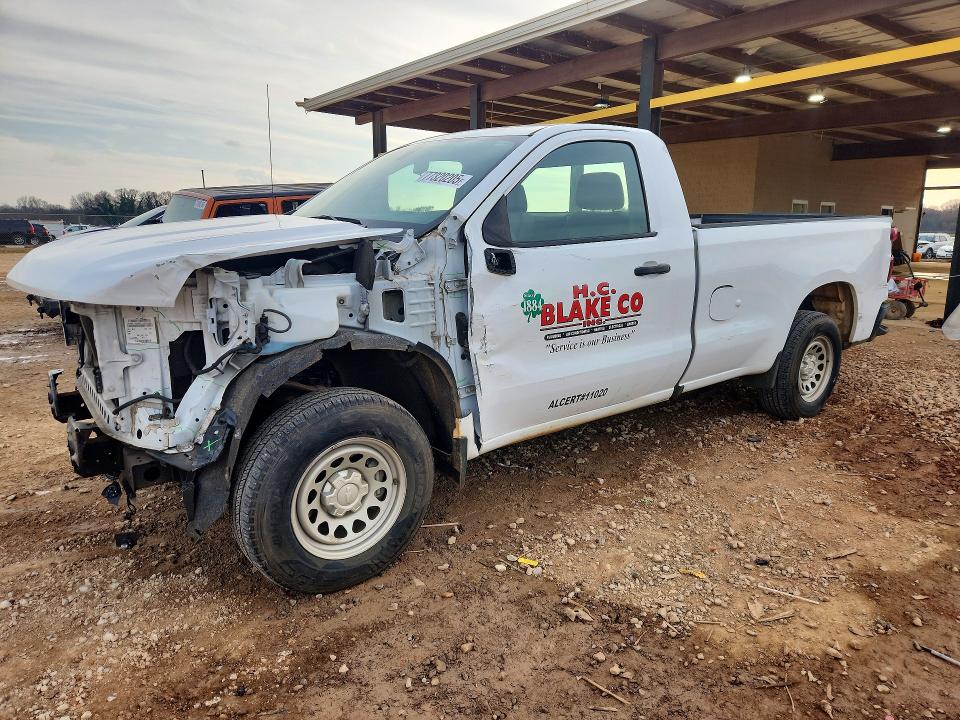 CHEVROLET SILVERADO 2021 with VIN 3GCNWAEH7MG339056 - Photo from auction