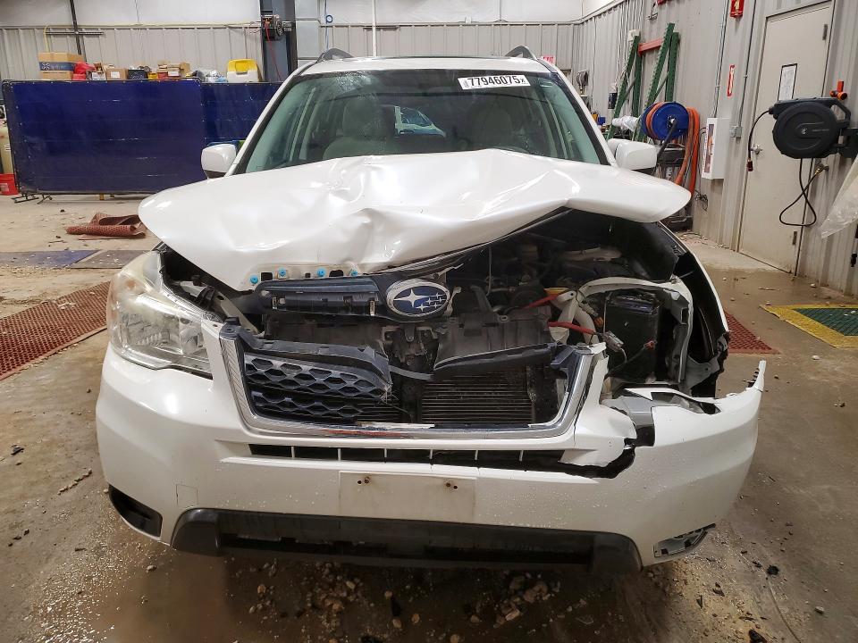Photo 5 from auction – 2016 SUBARU FORESTER with VIN JF2SJADC2GH506085