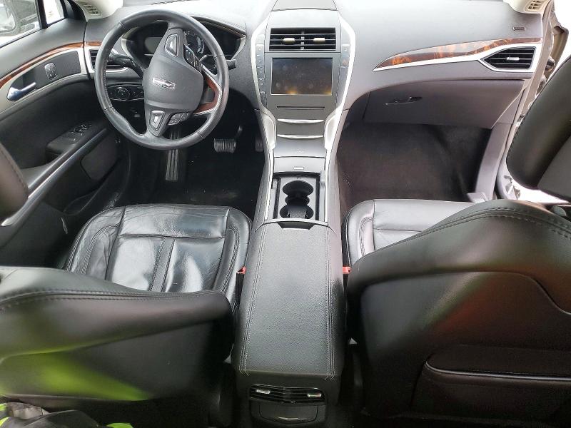 Photo 8 from auction – 2014 LINCOLN MKZ with VIN 3LN6L2LU4ER817695