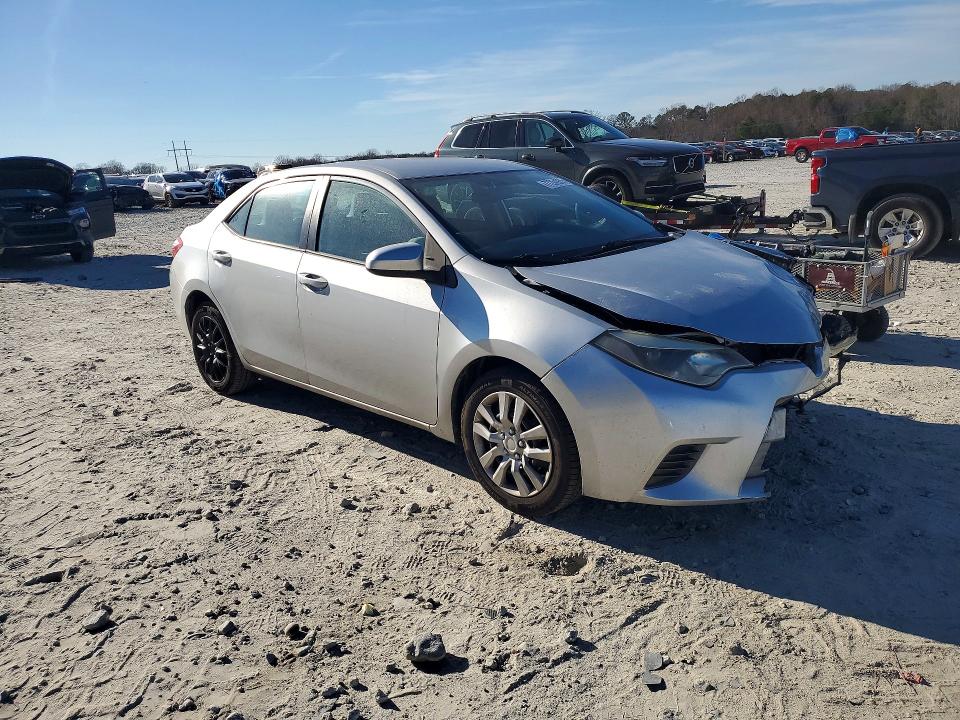 Zdjęcie 4 z aukcji – 2016 TOYOTA COROLLA z VIN 2T1BURHE3GC536894