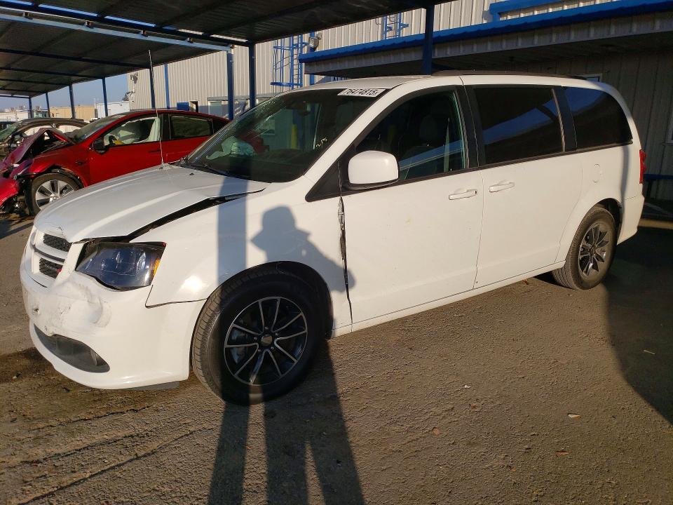 DODGE GRAND CARAVAN 2019 with VIN 2C4RDGEG1KR558104 - Photo from auction