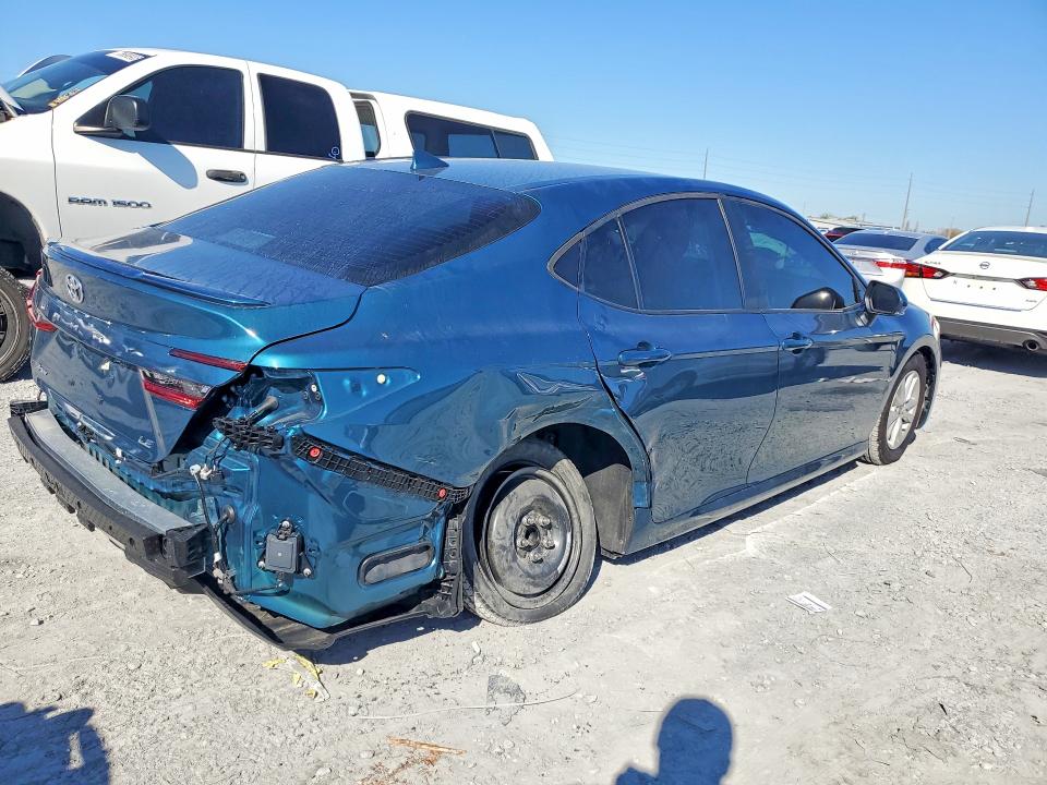 Photo 3 from auction – 2025 TOYOTA CAMRY with VIN 4T1DAACK0SU649676