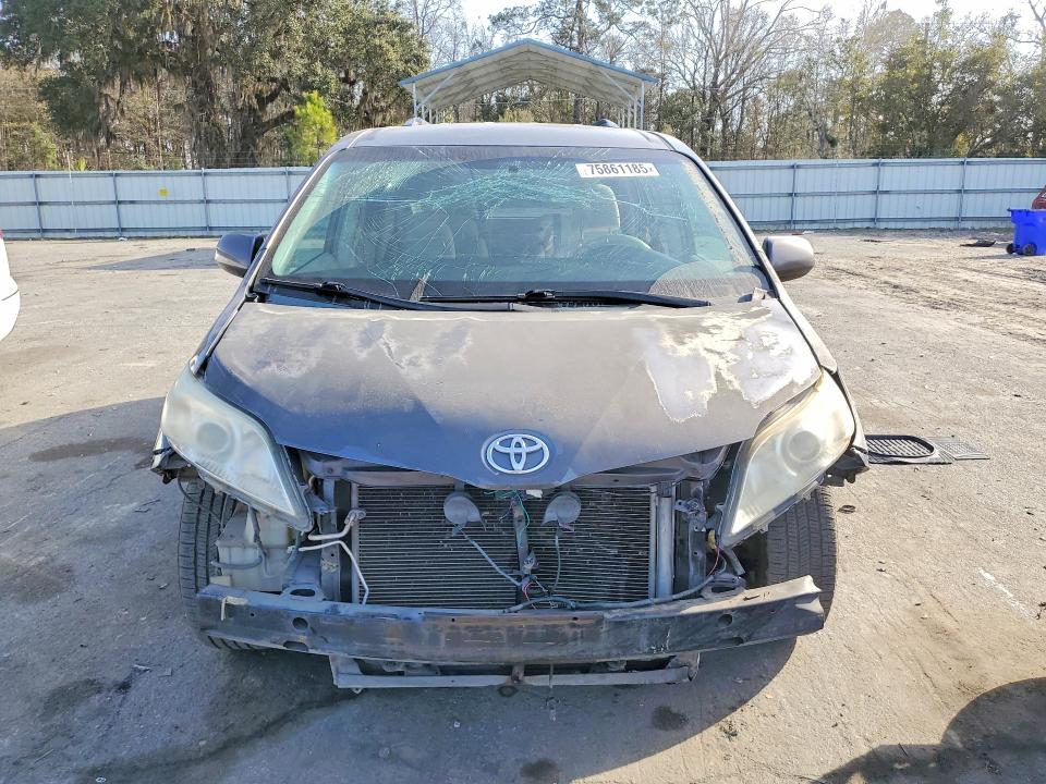 Photo 5 from auction – 2012 TOYOTA SIENNA LE with VIN 5TDKK3DC6CS232869