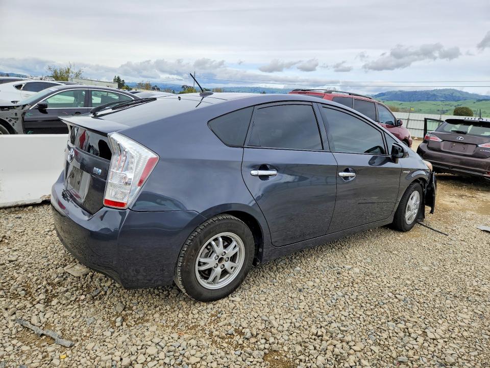 Photo 3 from auction – 2011 TOYOTA PRIUS with VIN JTDKN3DU6B0252802