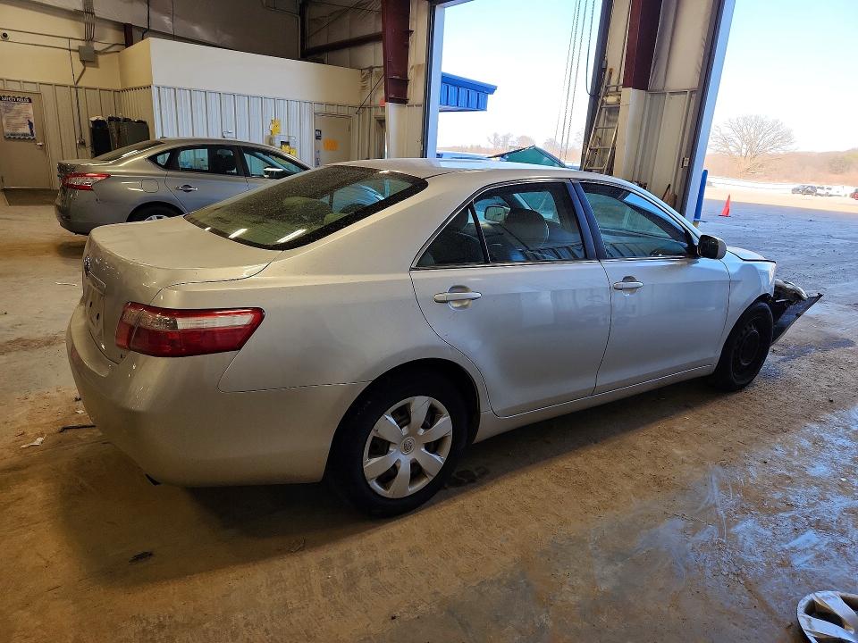 Photo 3 from auction – 2009 TOYOTA CAMRY with VIN 4T1BE46K89U343537