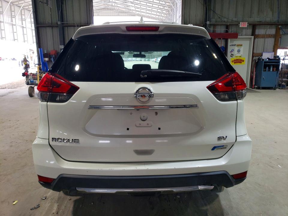 Photo 6 from auction – 2017 NISSAN ROGUE SV H with VIN 5N1ET2MT0HC786871