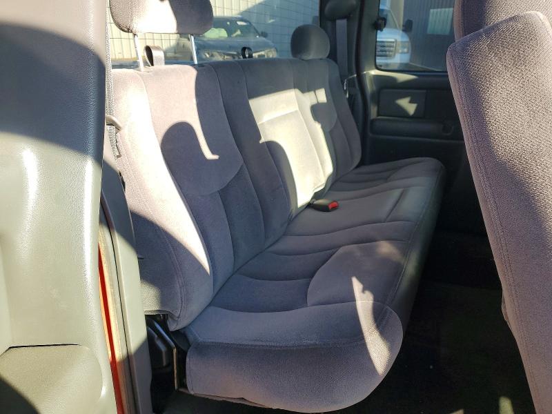 Photo 10 from auction – 2004 GMC NEW SIERRA with VIN 2GTEK19TX41323131