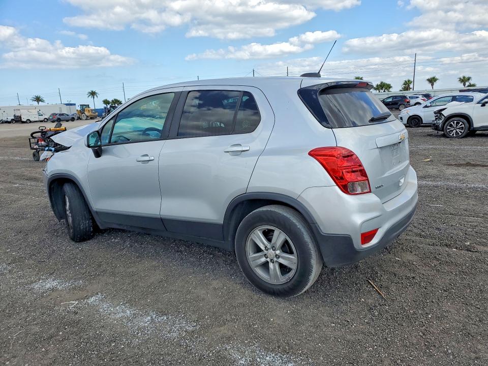 Photo 2 from auction – 2021 CHEVROLET TRAX with VIN KL7CJKSBXMB334225