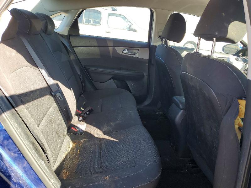 Photo 10 from auction – 2019 KIA FORTE with VIN 3KPF24AD8KE099867