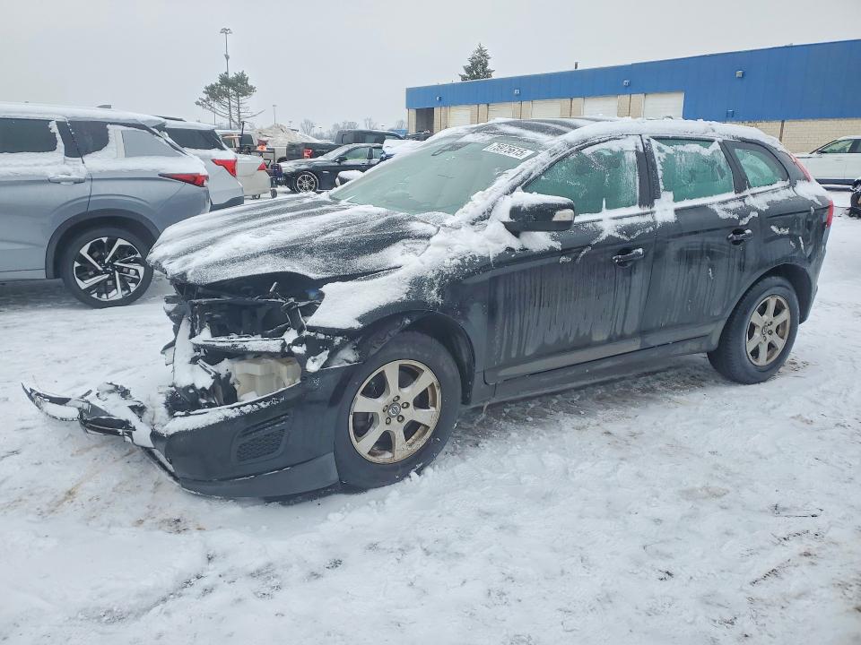VOLVO XC60 2011 with VIN YV4940DL2B2136831 - Photo from auction