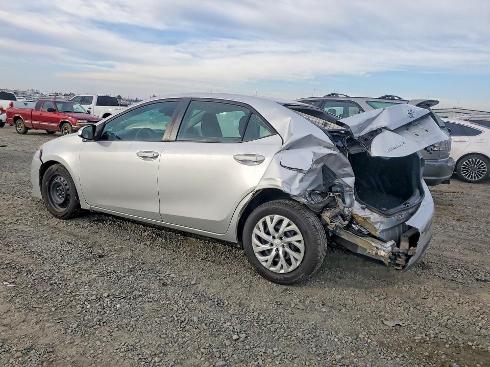 Photo 2 from auction – 2018 TOYOTA COROLLA with VIN 2T1BURHE6JC975045