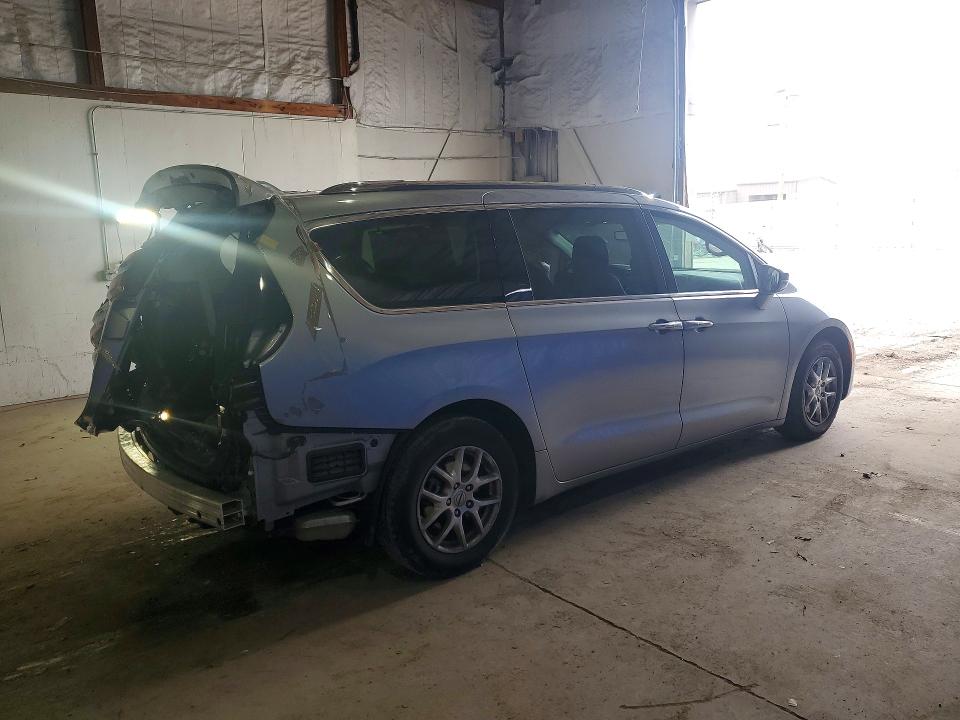 Photo 3 from auction – 2021 CHRYSLER PACIFICA with VIN 2C4RC1BG0MR552804
