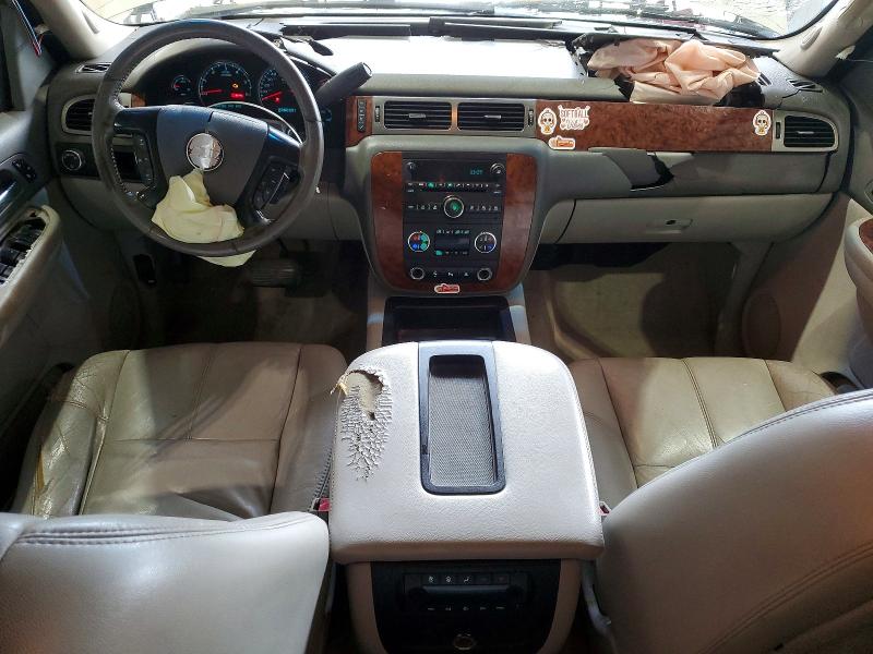 Photo 8 from auction – 2007 CHEVROLET SUBURBAN with VIN 3GNFC16017G264260