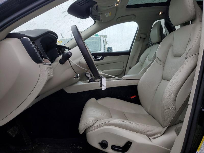 Photo 7 from auction – 2019 VOLVO XC60 T5 with VIN LYV102RK7KB184587