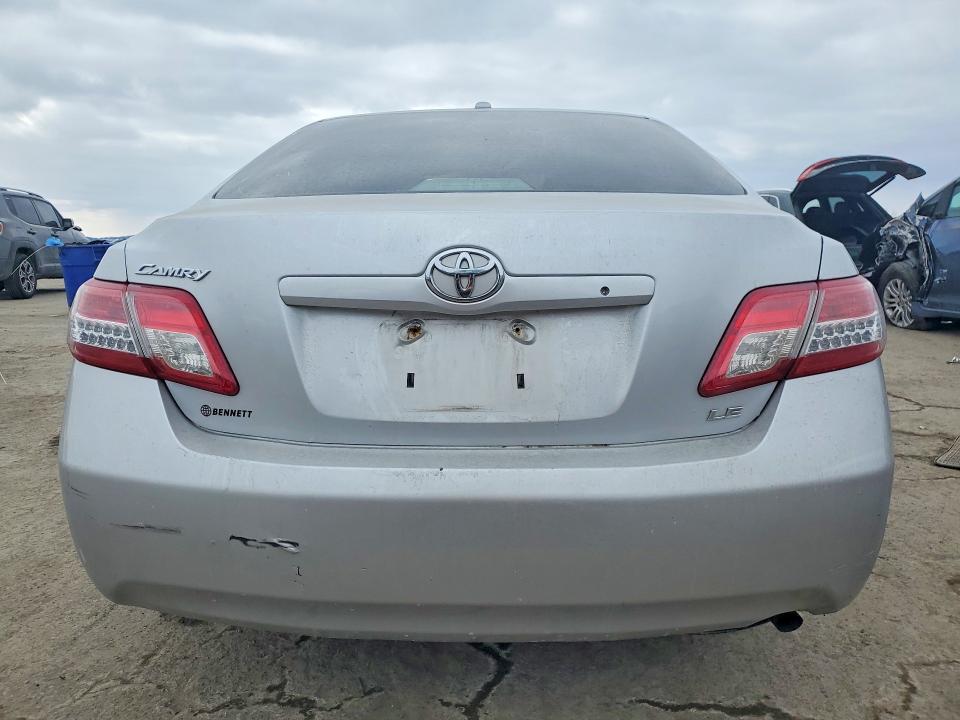Photo 6 from auction – 2010 TOYOTA CAMRY with VIN 4T1BF3EK3AU050609