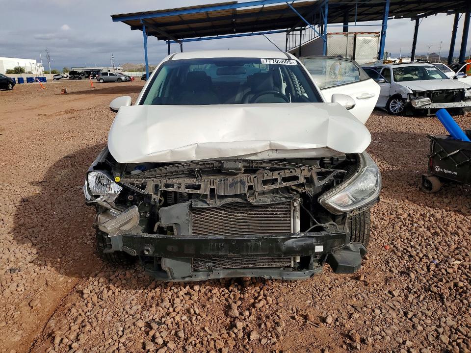Photo 5 from auction – 2019 HYUNDAI ACCENT with VIN 3KPC24A33KE046892