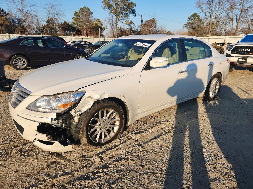 HYUNDAI GENESIS 2011 with VIN KMHGC4DE7BU143098 - Photo from auction