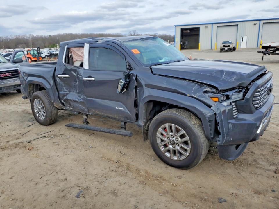 Photo 4 from auction – 2024 TOYOTA TACOMA with VIN 3TMLB5JN0RM084815