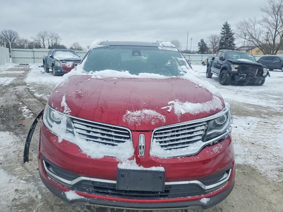 Photo 5 from auction – 2016 LINCOLN MKX with VIN 2LMTJ8LP6GBL74770