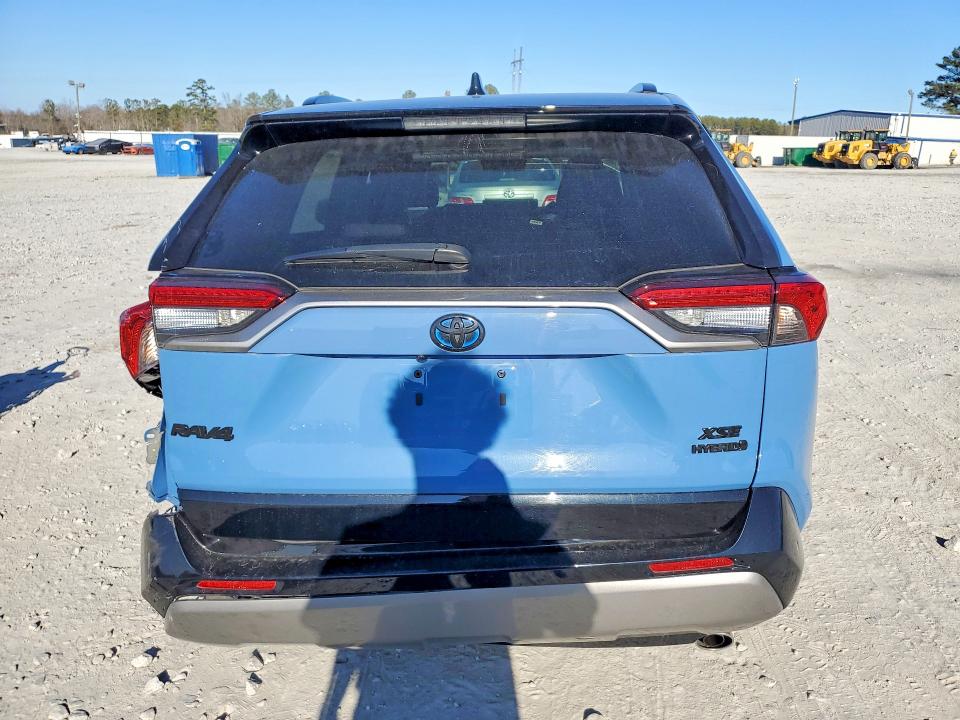Photo 6 from auction – 2024 TOYOTA RAV4 XSE with VIN 2T3E6RFV3RW057071