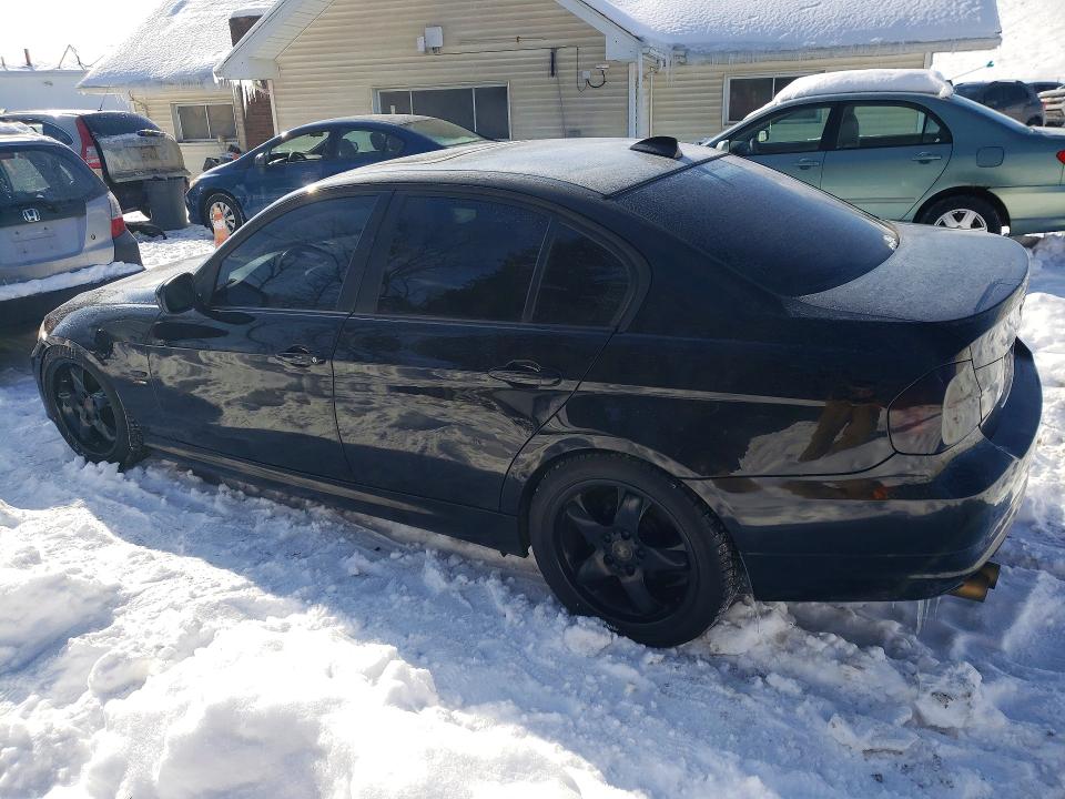Photo 2 from auction – 2010 BMW 328 XI with VIN WBAPK7C50AA459708