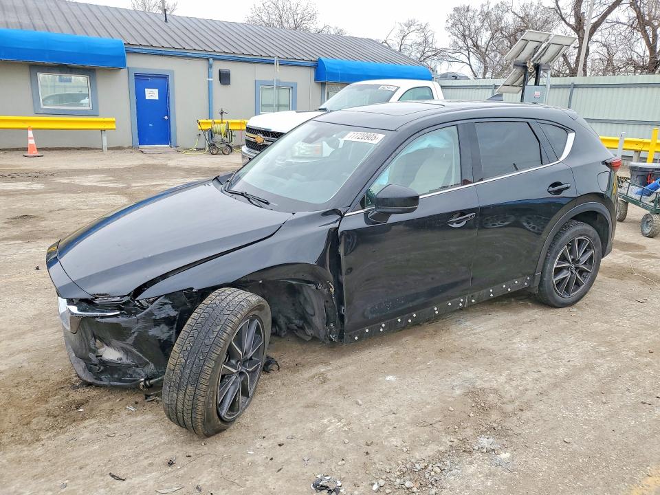 MAZDA CX-5 2018 with VIN JM3KFADM4J1338336 - Photo from auction