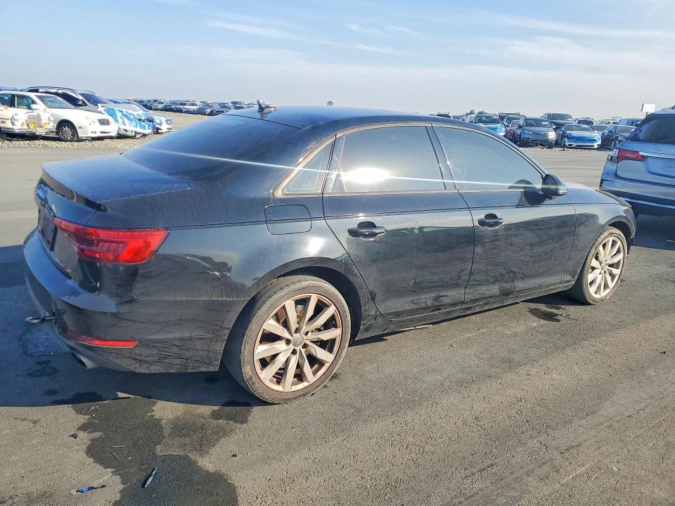 Photo 3 from auction – 2017 AUDI A4 with VIN WAUGNAF43HN000439