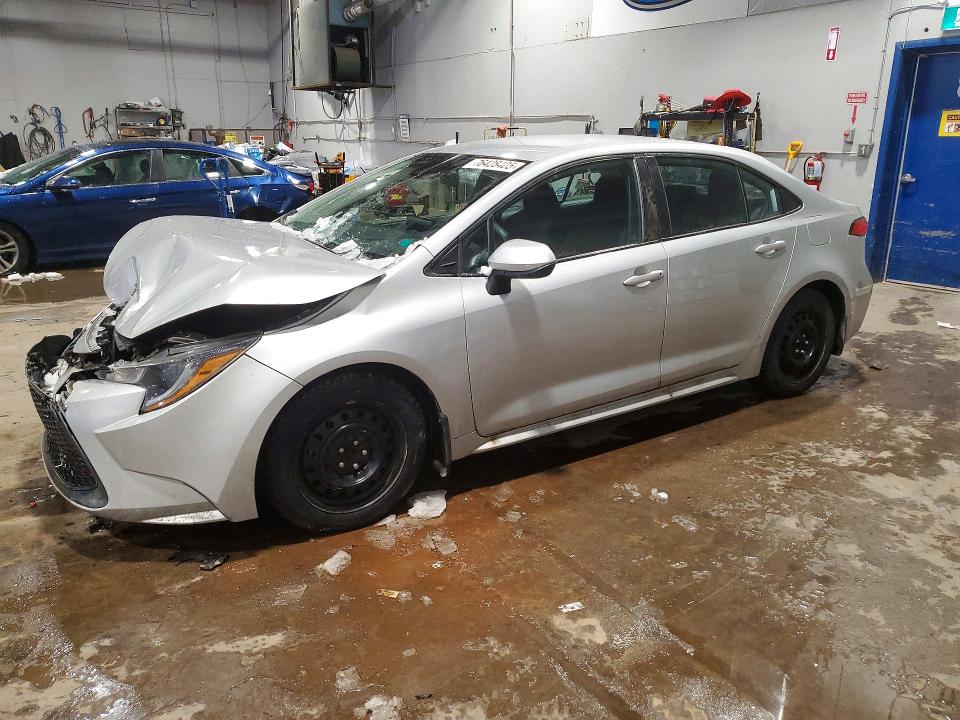 TOYOTA COROLLA 2020 with VIN 5YFBPRBE5LP137687 - Photo from auction