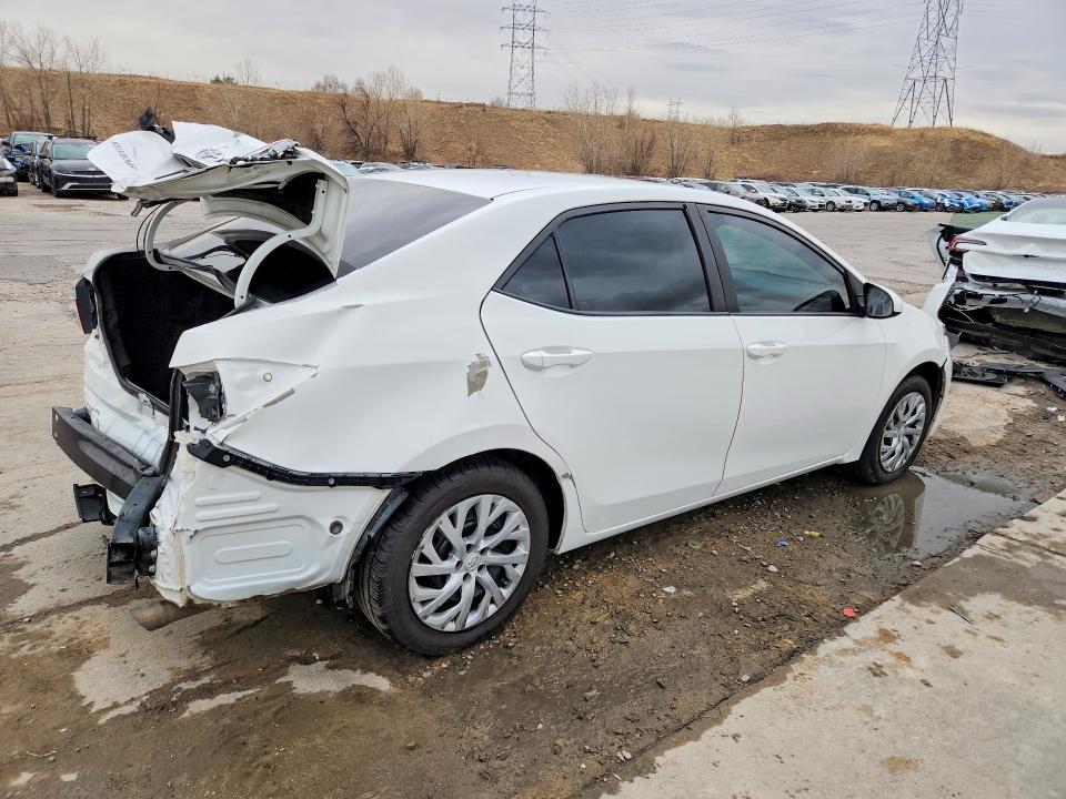Photo 3 from auction – 2018 TOYOTA COROLLA L with VIN 5YFBURHE5JP767660