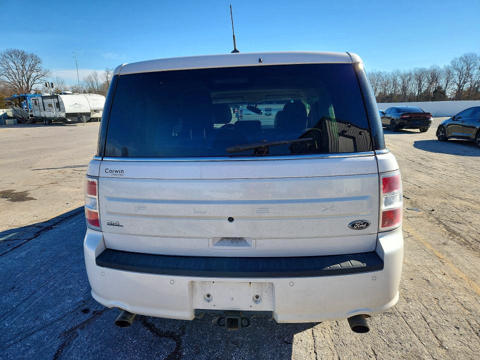 Photo 6 from auction – 2016 FORD FLEX with VIN 2FMGK5C85GBA18294