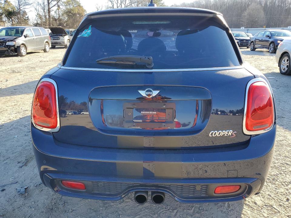 Photo 6 from auction – 2015 MINI COOPER with VIN WMWXU3C59F2B57762